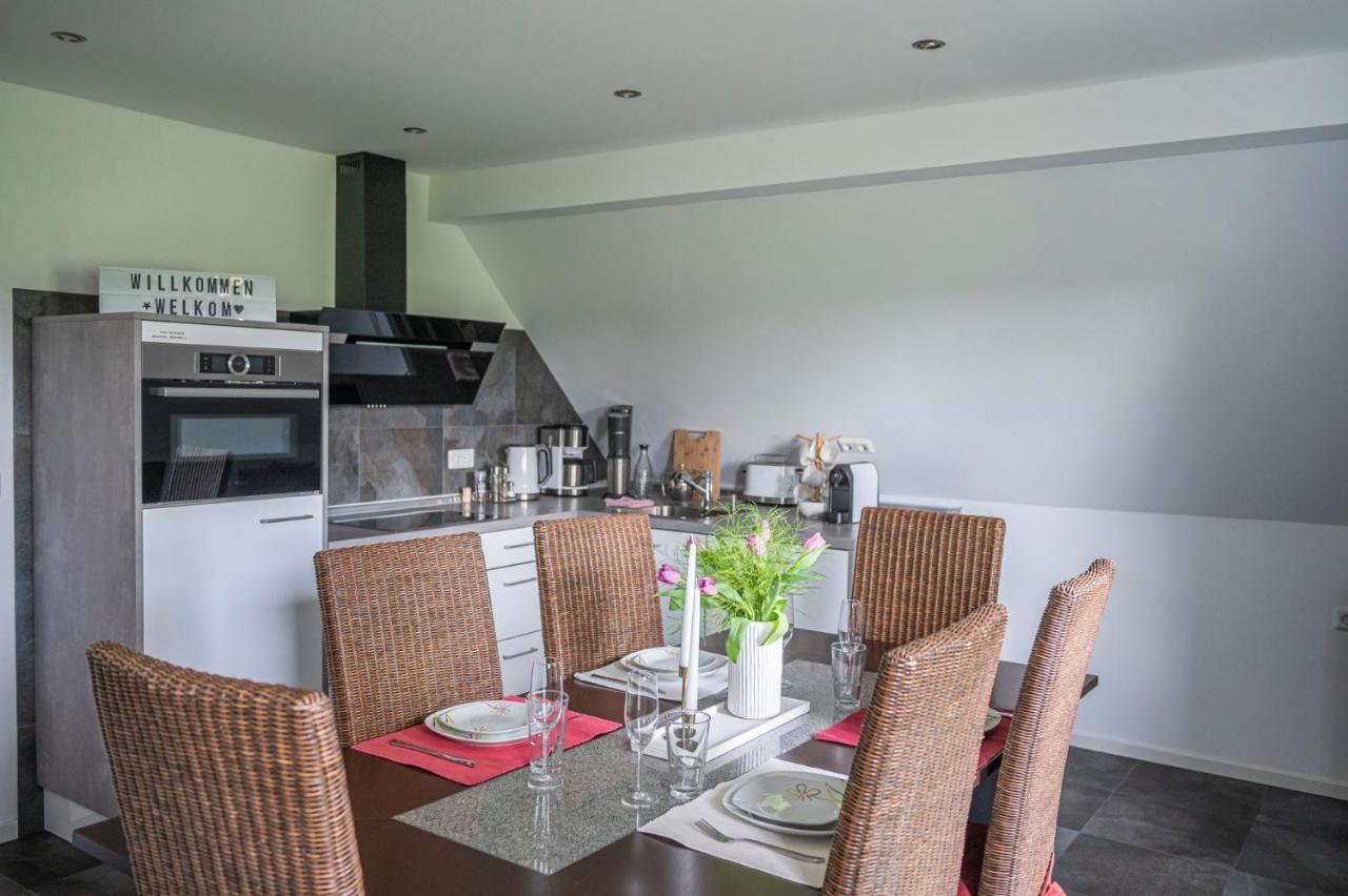 Ferienwohnung Die Paradiesische クレーフェ エクステリア 写真